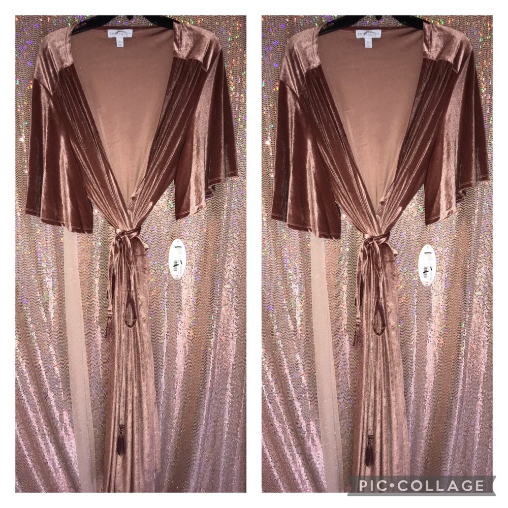 PINK VELVET ROBE DRESS